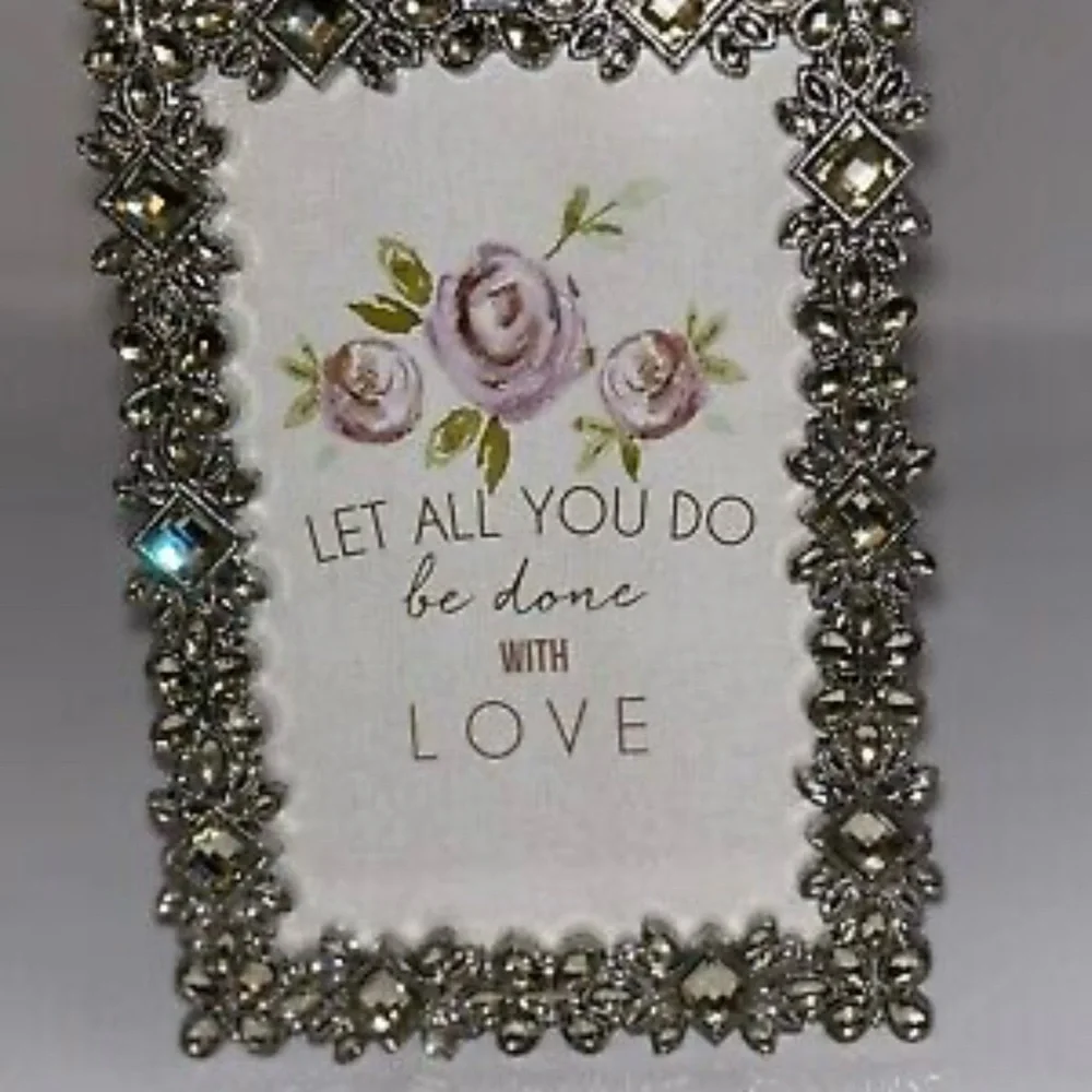 Luxe Collection Picture Photo 4 x 6 Frame NEW with Tags Silver Clear Crystals